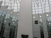 domed-house-pool-glassdetail