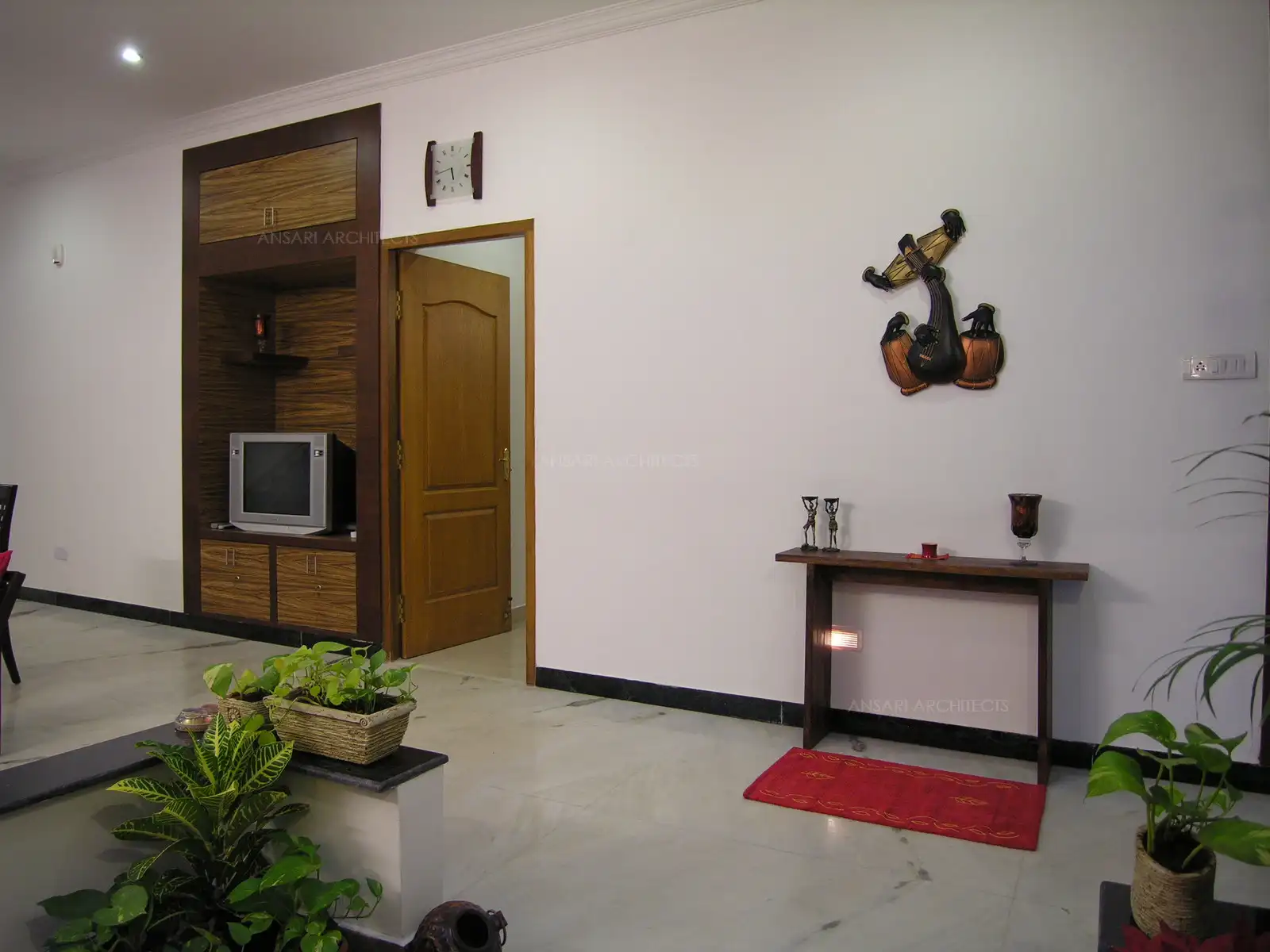 Hand picked wall art,murals and decorative artefacts add upto to the over all bright and cheer full interiors.