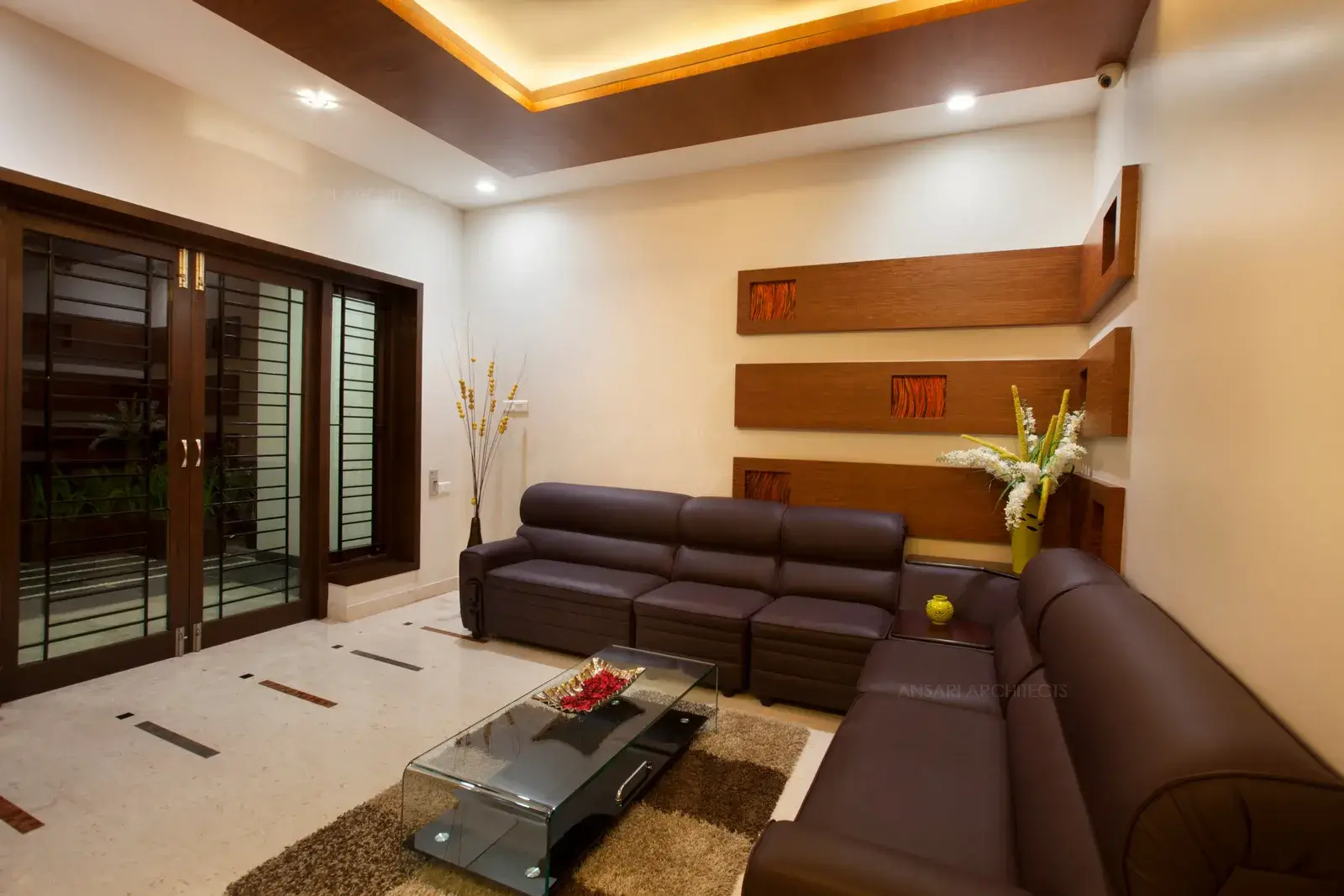 Family hall in the first floor with balcony view.17