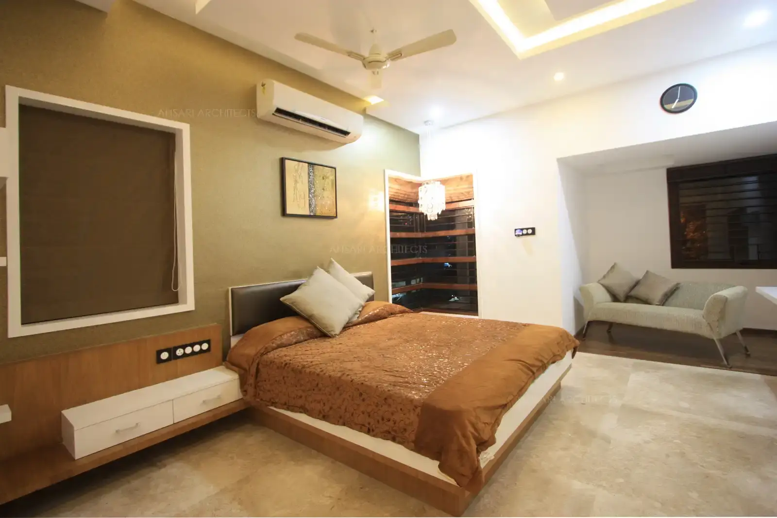 Hanging lights and selective use of furnitures hight light the corner in bedroom.