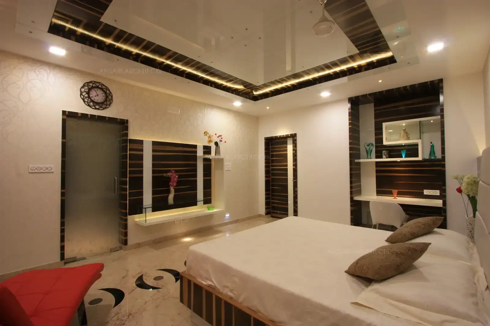 Bedroom 4 in the first floor has been designed with selective striped veneer in combination with shades of white.