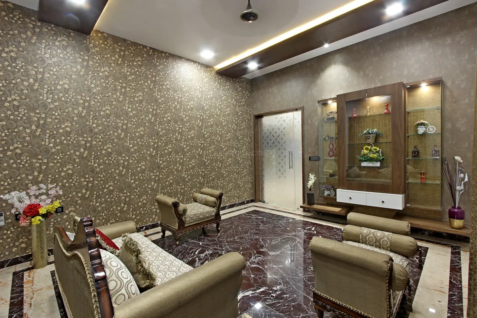 The reception is fresh welcoming space with bright colours and definitive lines. The look-through glass door extends the line of sight.