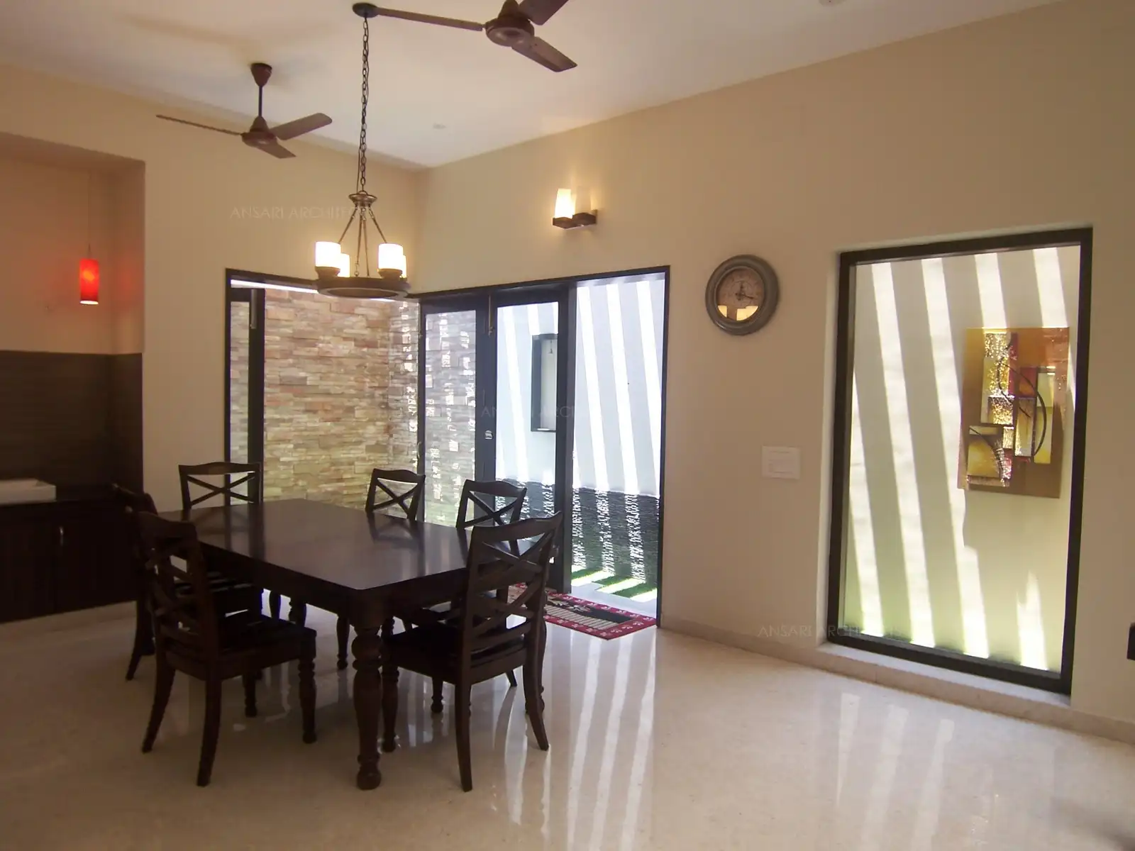 Dining room with L shape corner courtyard.